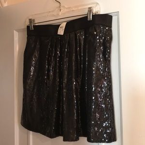 Ann Taylor NWT black mini sequin skirt. Super Cute
